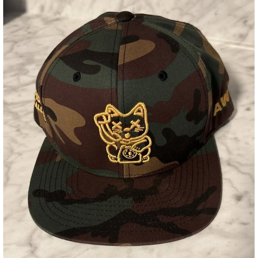 Vtg styleCamo Snapback Hat The Classics TyuPoong P*ssy Is Calling Cat Vice life